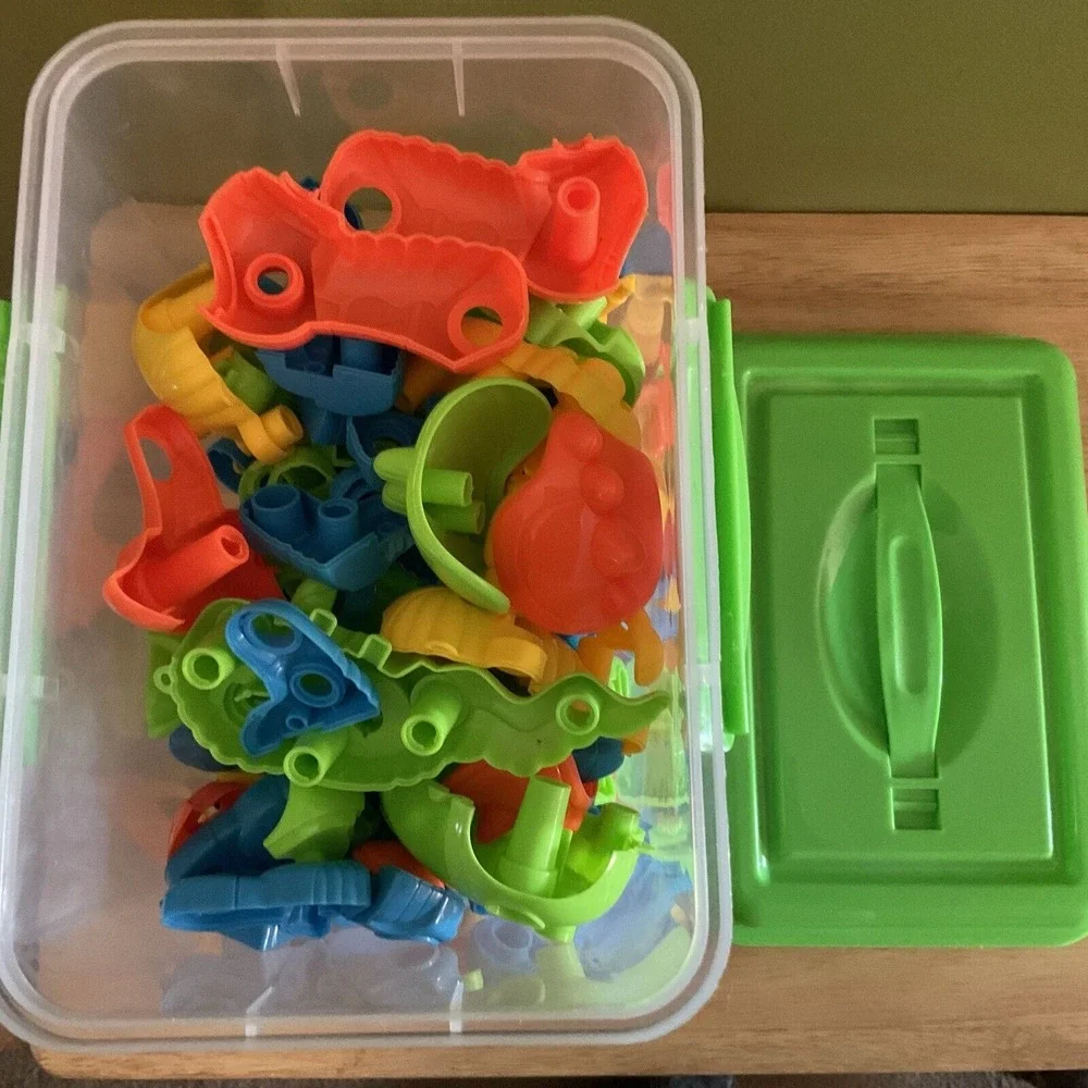 N/A 2019 toyvelt